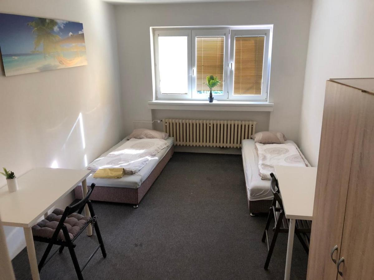 Hostel House Near Bvv-Vystaviste 브르노 외부 사진